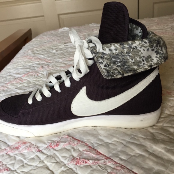 Nike Purple High Top Sneaker Women's Size 8.5 - Picture 3 of 12